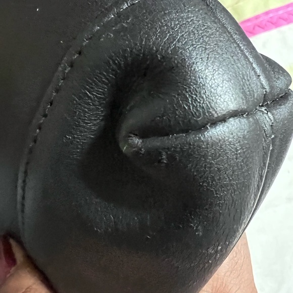 Coach Vintage Cosmetic Case 7172, Leather Makeup Bag - Picture 15 of 16